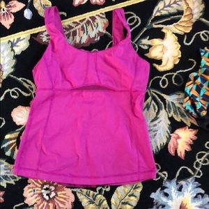 Lululemon workout tank